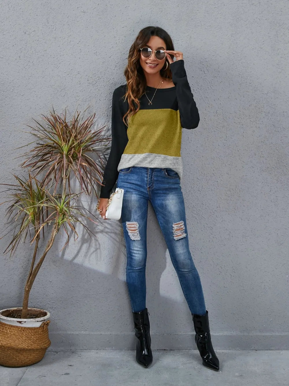 T-shirt à manches longues et col rond à blocs de couleurs