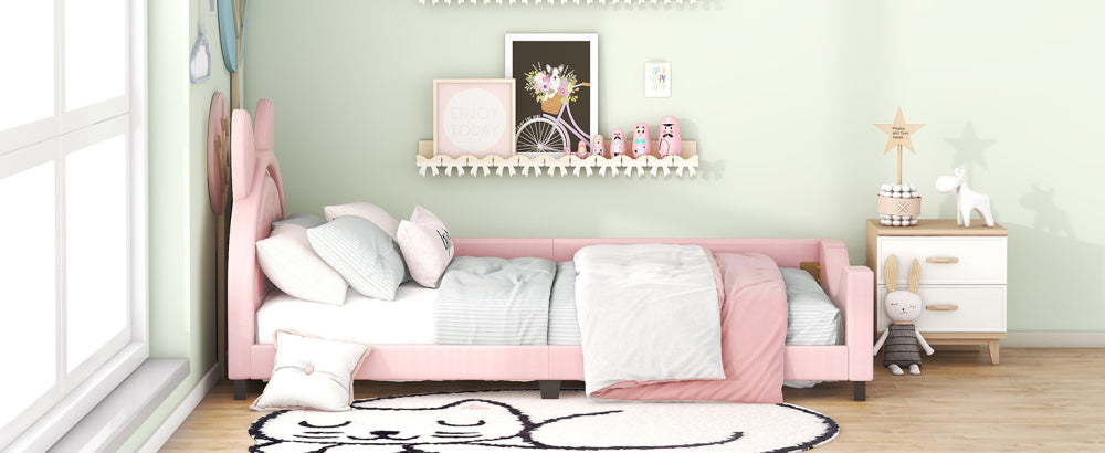 Lit bébé 90x200 en forme d'oreilles en carton avec sommier à lattes et dossier en bois rose