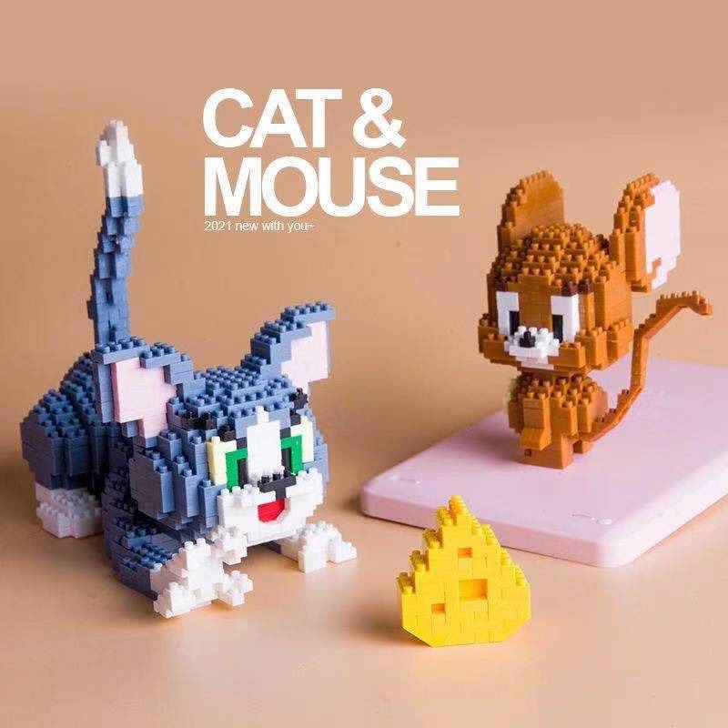 BLOCS DE CONSTRUCTION TOM ET JERRY 2 MODELES