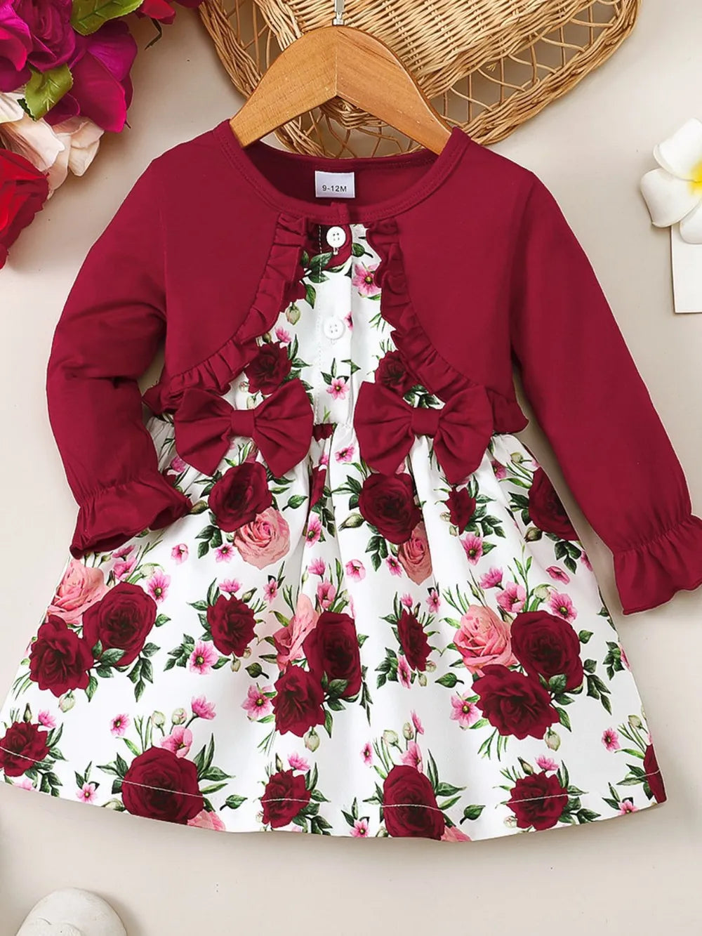 ensemble gilet plus robe a fleur bébé