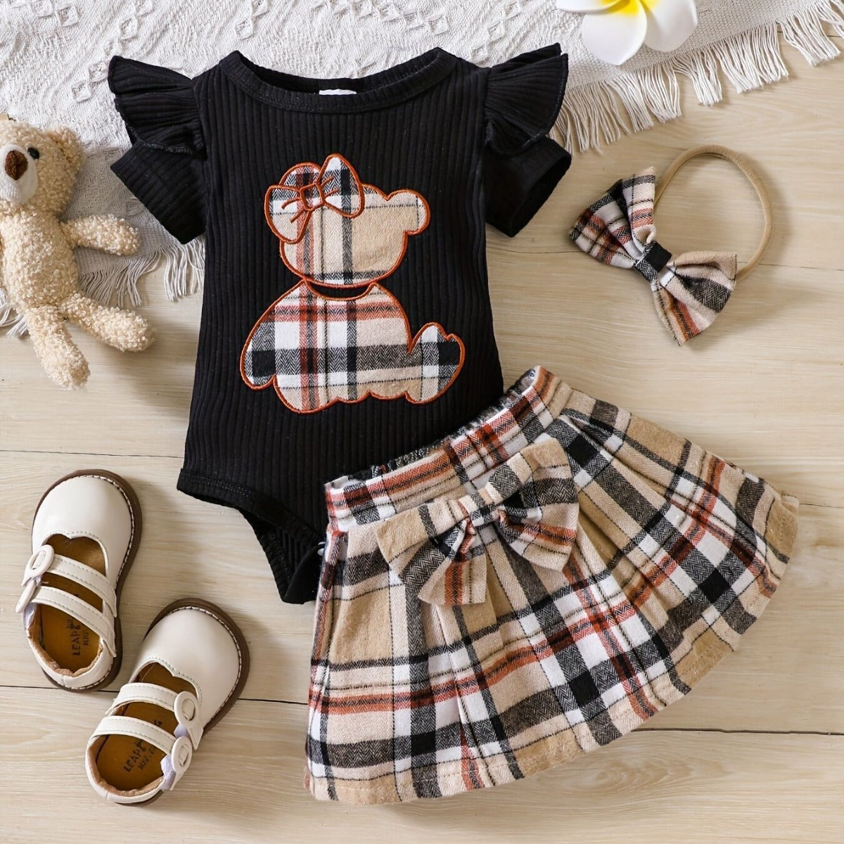ENSEMBLE POUR BEBE FILLE